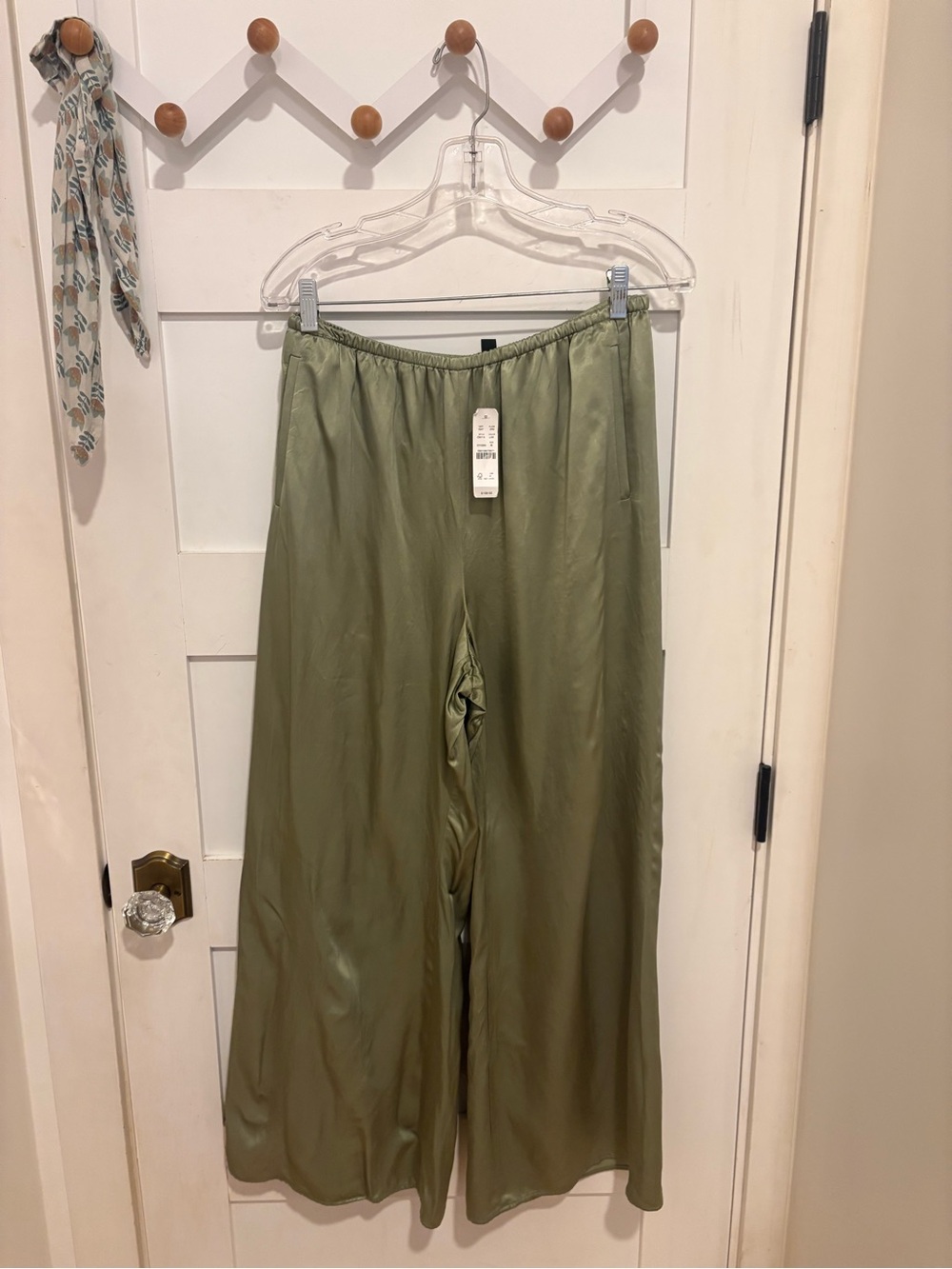 J. Crew Cosmo Pants in Charmeuse - Picture 2 of 12